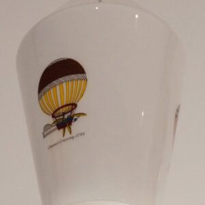 Suspension en verre blanc à motifs de Montgolfière