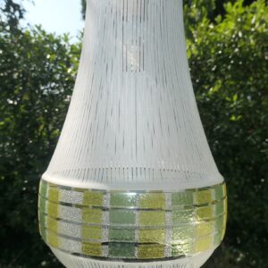 Suspension en verre à liserais et décor vert et jaune