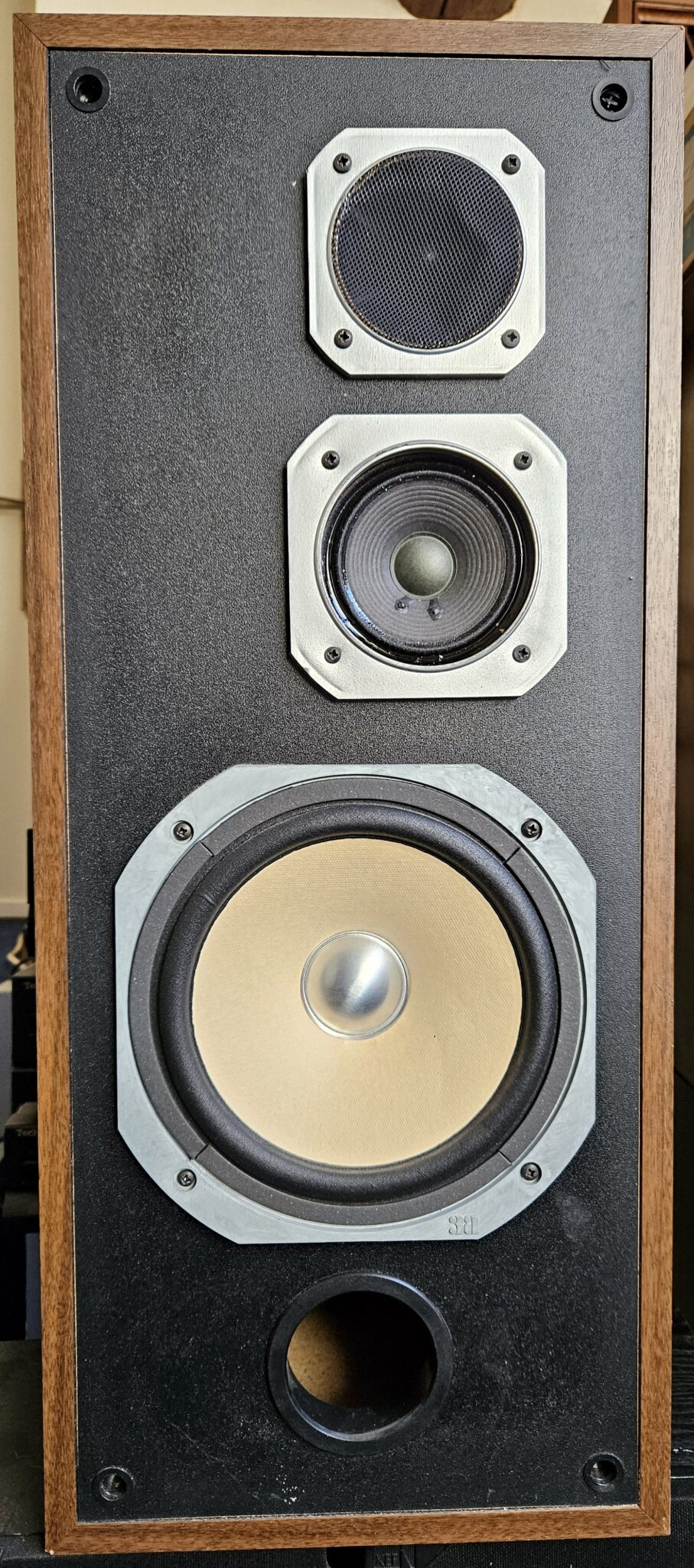 Le spécialiste en Enceintes Vintages - Vente en ligne sur La Fée du Vintage